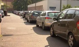 Kolejki do punktów pobrań