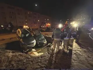 Przy ulicy Kleina w Bydgoszczy doszło do awarii sieci wodociągowej.