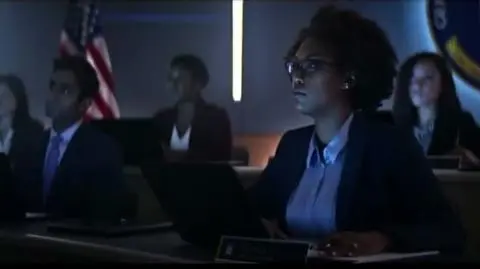 CIA szuka pracowników w telewizyjnej reklamie