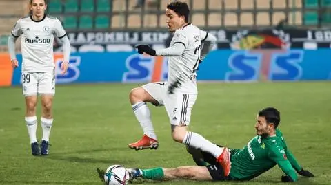 Legia oddaliła się od strefy spadkowej. Znów znalazła sposób na Górnika