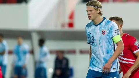 Aroganckie zachowanie Haalanda. "Nie kupi sobie klasy"