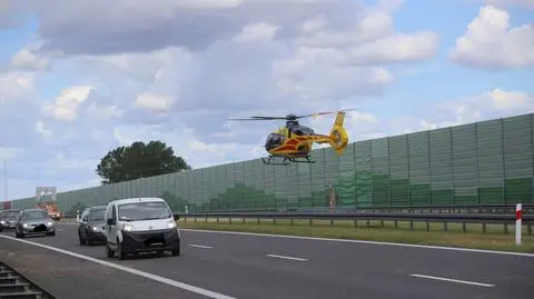 Mężczyzna z podejrzeniem udaru zasłabł na A1