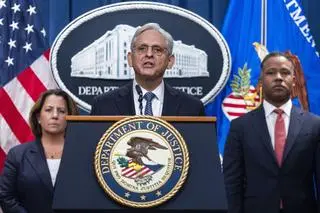 Prokurator generalny Merrick Garland na konferencji prasowej w Departamencie Sprawiedliwości USA