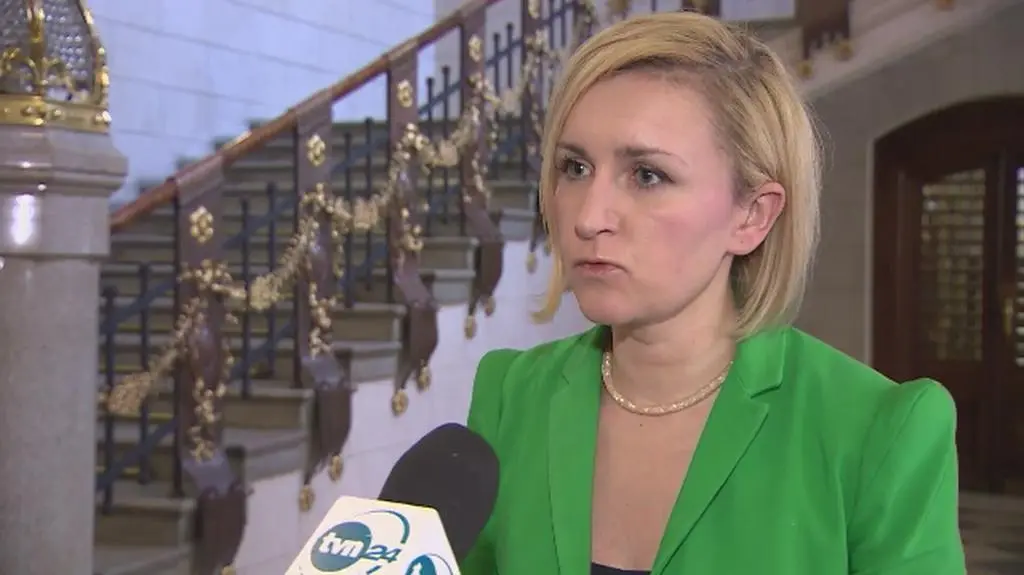 Miasto tłumaczy, że reforma ma zapewnić "wyższą jakość kształcenia"