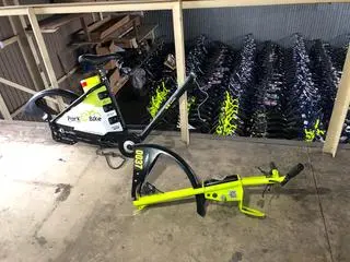 Zniszczone rowery miejskie w Krakowie