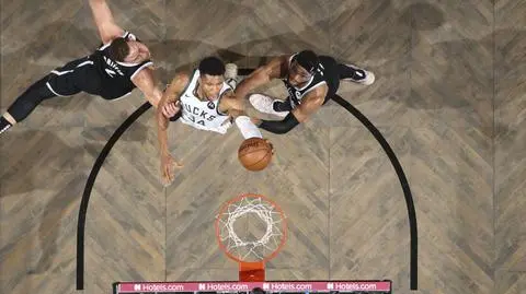 Bucks załatwili Nets w dogrywce. Centymetry Duranta