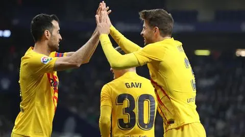 Zrzutka na Lewandowskiego. Poświęcają się, by ratować finanse Barcelony