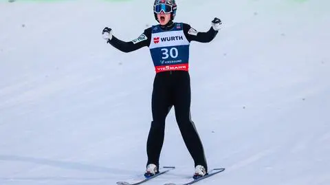 Lindvik w miesiąc wleciał do historii. Mistrz olimpijski mistrzem świata w lotach
