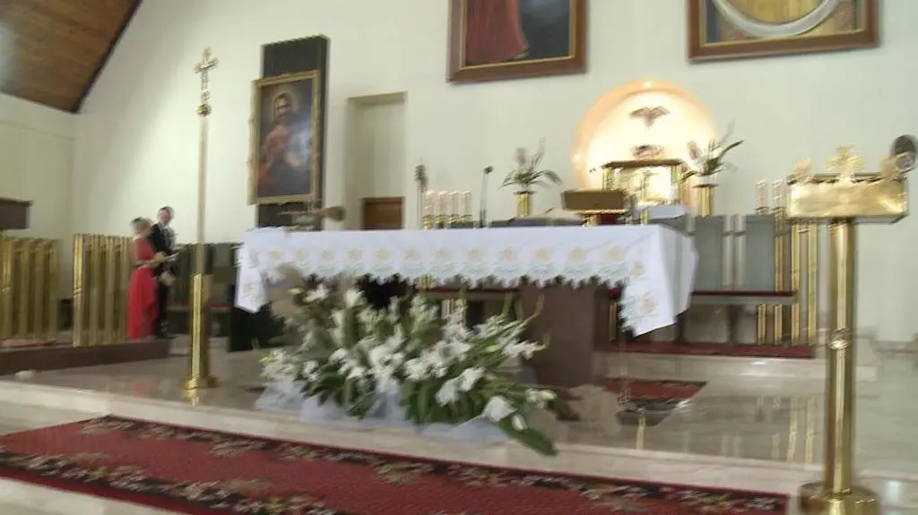 Burza wokół opłaty za ślub kościelny