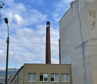 Uszkodzony komin w Poznaniu