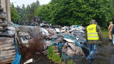 Wzmożone kontrole wysypisk po serii pożarów. Szczecin