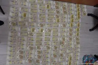 Oszuści i wyłudzili około 700 tysięcy złotych