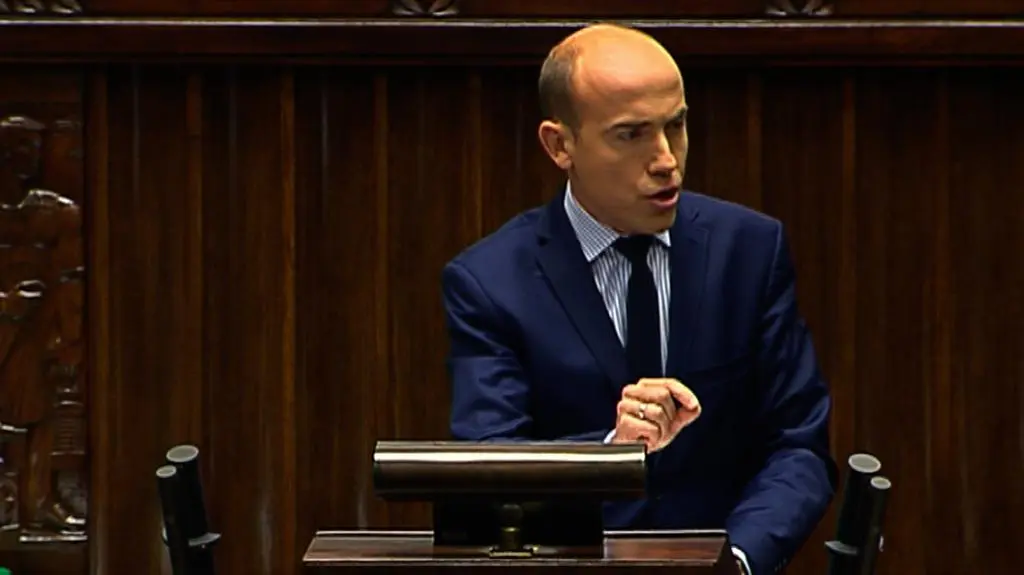 Budka: wstyd panie ministrze wykorzystuje pan śmierć człowieka