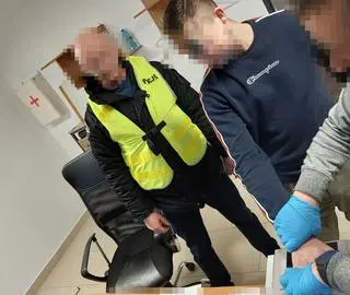 19-latek usłyszał zarzut rozboju 