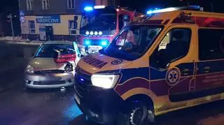 20-latka kierująca osobówką trafiła na badania do szpitala