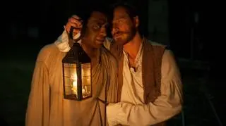 Chiwetel Ejiofor i Michael Fassbender