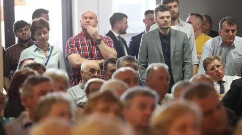 Spotkanie wyborców z Kamińskim Wojtunik zadał pytanie. To było wiadro pomyj