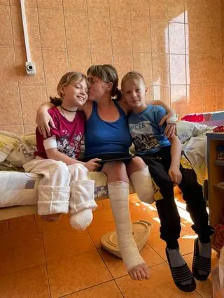 Natalia, Jarosław i Jana w lwowskim szpitalu  