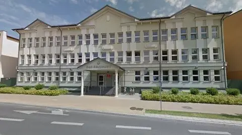 Sąd Rejonowy w Biłgoraju w 1999 roku przyznał spadek jednej osobie, a prawie 11 lat później podzielił go na trzy części