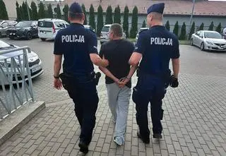 Był pijany, jechał po alkohol. Potrącił dwoje pieszych, jedna osoba nie żyje. Wyrok