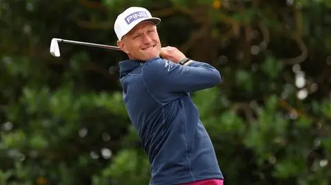 Adrian Meronk gra poniżej oczekiwań, a i tak wyprzedza Tigera Woodsa
