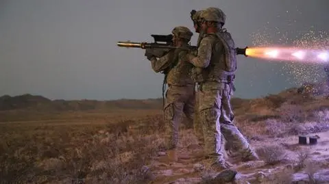 Niemcy wysyłają broń na Ukrainę i żołnierzy na Litwę