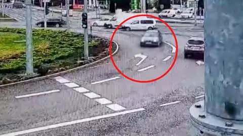 Wjechał na rondo pod prąd. Tłumaczył, że "tak poprowadziła go nawigacja". Nagranie
