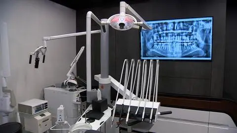 Coraz droższe wizyty u dentystów. Sprawdzamy, czy można wyleczyć zęby na NFZ