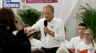 Tusk: jest zawsze taki moment, nawet dla tak zepsutej władzy jak PiS-owska, że ona się cofa