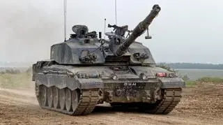 Challenger 2 tank