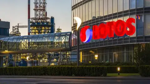 "Aaa... rafinerię tanio sprzedam"