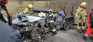 Zderzenie samochodu osobowego z ciężarówką w Olsztynie