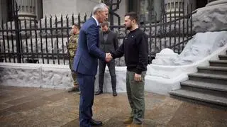 Jens Stoltenberg i Wołodymyr Zełenski w Kijowie