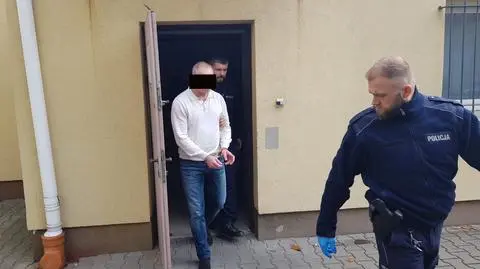 "Siedział na walizkach". Policja zatrzymała byłego oficera WSI Piotra P.