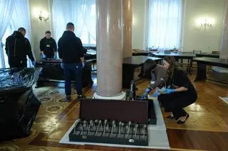 Demontaż Okrągłego Stołu w Pałacu Prezydenckim