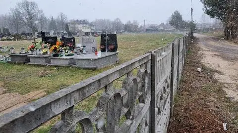 Pochowali ludzi na działce przeznaczonej pod drogę. "Splot niefortunnych wydarzeń"