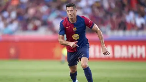 Lewandowski pominięty. Kapitańska opaska nie dla Polaka