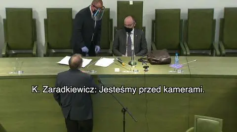"Jesteśmy przed kamerami. Teraz nie rozmawiamy"