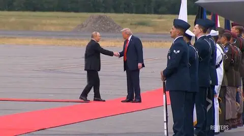 Putin i Trump uścisnęli sobie dłonie 