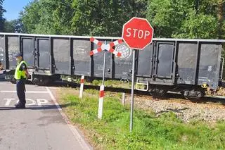 Do wypadku doszło na niestrzeżonym przejeździe kolejowym 