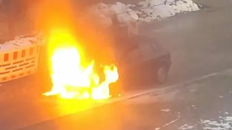 Pożar samochodu w centrum Łodzi