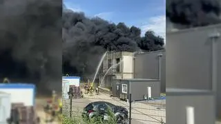 Pożar dachu hali w miejscowości Przecław