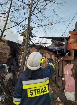 Z ogniem walczyło 26 strażaków