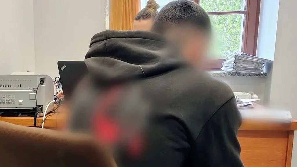 22-latek pod dozorem policji