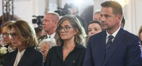 "Nie byłam jedyna, która stała". Biejat wprost o rozdziale Kościoła od państwa