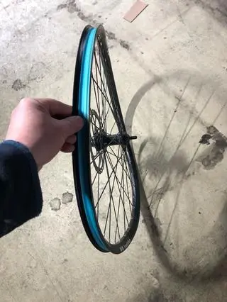 Zniszczone rowery miejskie w Krakowie