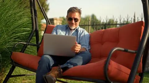 shutterstock_2605402185