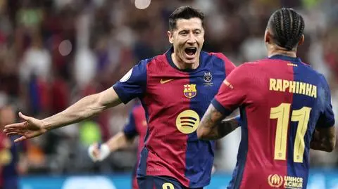 Siedem goli w kosmicznym meczu. Lewandowski i Szczęsny z Superpucharem Hiszpanii 