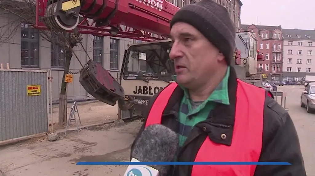 O operacji opowiada operator dźwigu