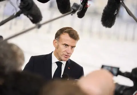 Macron: rosyjska tajna armia rozprzestrzenia się w Europie